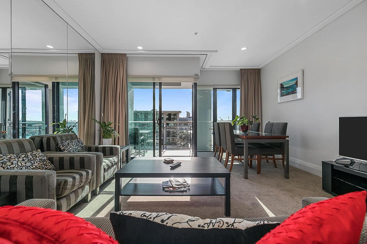 Stunning & Spacious Haven On The Waterfront! Auckland Exterior foto